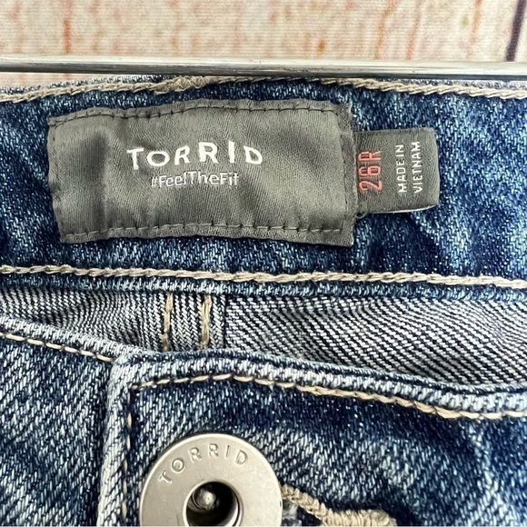 Torrid High rise  feel the fit womens Plus  jeans size 26R - Picture 4 of 10